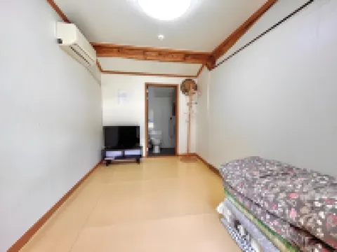 Sanencheong Namsayedamchon Yedam Hanok Stay