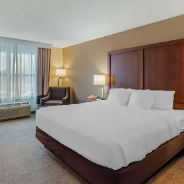 Comfort Inn & Suites