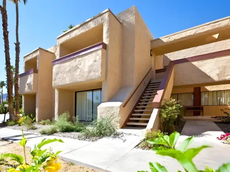Desert Vacation Villas Отели в г. Палм-Спрингс