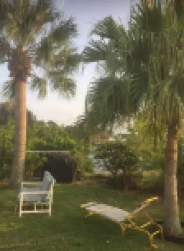 Perfect getaway! Newly remodeled waterfront suite.