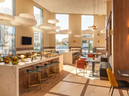 Ibis Acheres St Germain en Laye Отели в г. Мезон-Лаффит