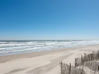 Don’t Worry, Beach Happy at Beacon Quarters Hotels in Corolla