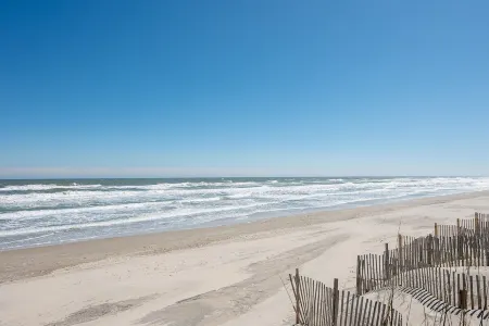Don’t Worry, Beach Happy at Beacon Quarters