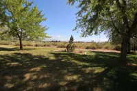Views and Privacy & on the Tour of Moon Bike Loop!