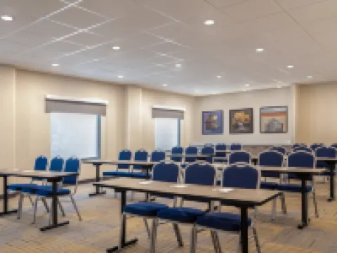 Home2 Suites by Hilton Jonesboro Hotels in Jonesboro