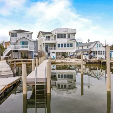 Luxury LBI Waterfront Home With Dock.  Perfect for Boat Owners!