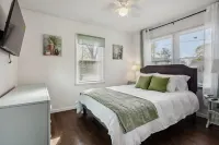 Close to all things KC Hotels in der Nähe von Legends Outlets Kansas City