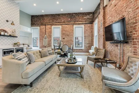 Bourbon Trail Central Location Sleeps 14