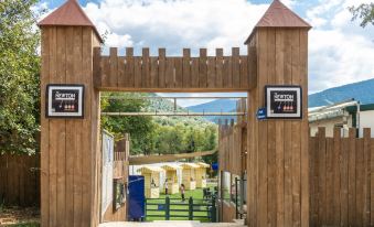 Ninemia Stay and Play