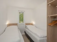 Modern Lodge with Dishwasher, Near Helmond