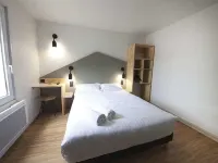 Brit Hotel Essentiel Arverne - Clermont-Ferrand Sud Hotels in Aubiere