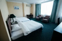 Traders Inn Hotels in Mukim Gadong B