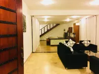 8 Plus  Villa Hotels in Battaramulla