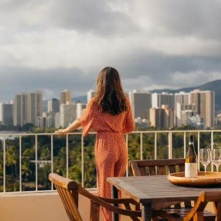Lotus Honolulu at Diamond Head