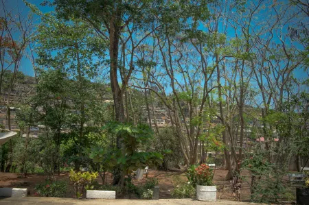 Lac s Villa Отели рядом с достопримечательностью «Ламли-Бич-роуд»