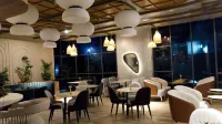 Rotana Hotel Các khách sạn ở 