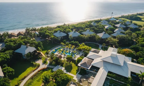 Indura Beach & Golf Resort. Curio Collection by Hilton