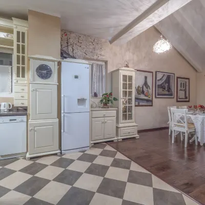 Marinero Apartments Отели рядом с достопримечательностью «Цитадель Будвы»