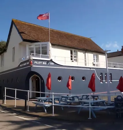The Pilot Boat Inn Отели рядом с достопримечательностью «Сивью Уайлдлайф Энкантер»