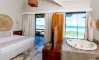 Pier Beach Club