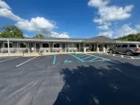 Valley Inn and Suites - parking