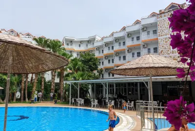 UK Hotel Kiris Hotels in Kuzdere