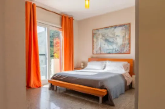 Villa with Terrace overlooking the Sea