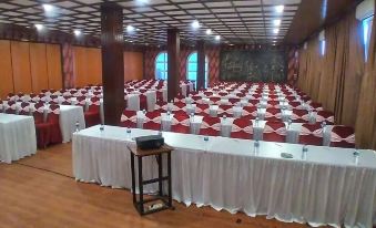 Grand Tamaro Hotel