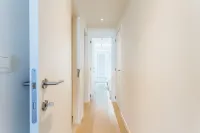 Apartment on Zeedijk with Stunning Sea View