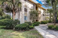 5D Amelia Landings Condo