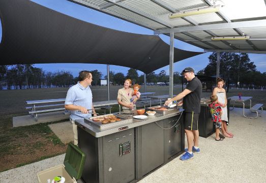 NRMA 레이크 서머싯 홀리데이 파크