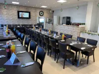 Apart-Hotel Rheinischer Hof Dormagen Hotels in Dormagen