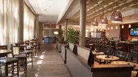 DoubleTree by Hilton Kansas City - Overland Park - bar