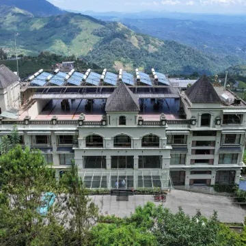 Amber Dale Luxury Hotel & Spa, Munnar