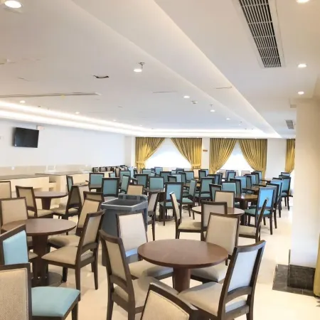 Zaha Al Madina Hotel