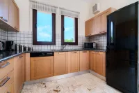 Beautiful Villa Dionysus with Private Pool in Peaceful Location - Aphrodite Hills โรงแรมใน