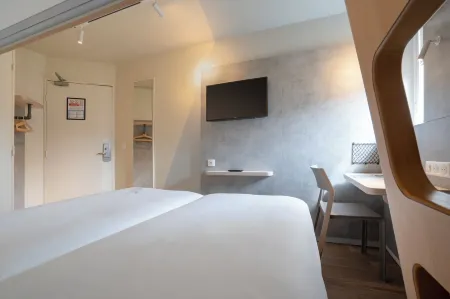 Ibis Budget Rennes Chantepie - Hôtel rénové Отели в г. Домлу