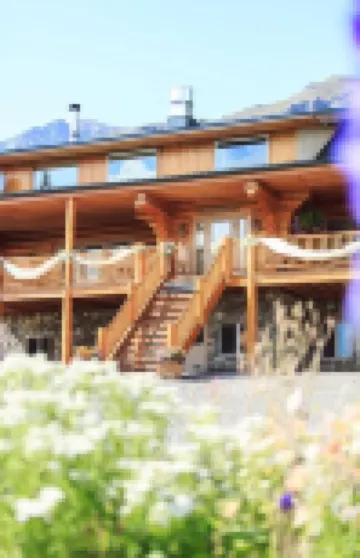 Majestic Valley Wilderness Lodge