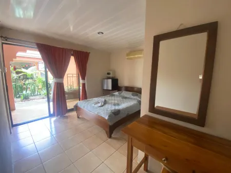 Hotel la Choza Inn Отели рядом с достопримечательностью «Tabacon Hot Springs»