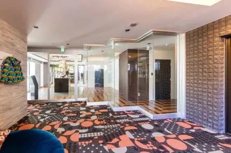 Glitter Отели рядом с достопримечательностью «Former Nippon Yusen Kaisha Otaru Branch»