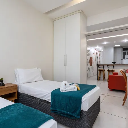 3 Minutes from Copacabana Beach Df219