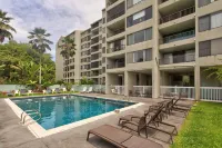 Maluhia Kahakai 2 Bedroom Condo by RedAwning