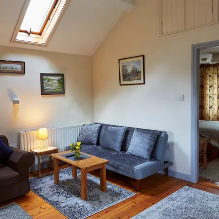 Sea View 1-Bed Cottage Sleeps 2 w Private Garden