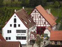 Landhaus Zum Falken - Lars Zwick Hotels in der Nähe von Fingerhutmuseum