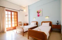 Almira Inn - Balcony