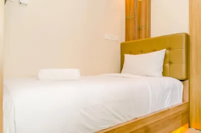 Homey and Compact Studio Apartment at B Residence Hotels in Pagedangan