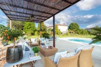 Villa Hugo in Lucca with 5 Bedrooms and 6 Bathrooms - De lujo
