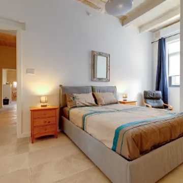 Stylish 2Br Apartment in Valletta