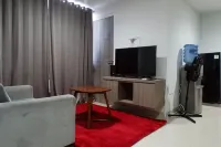 Best Price 2Br With Pool View Apartment At Taman Melati Surabaya Hotel di Kecamatan Mulyorejo