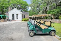Wedgefield Country Club Hotels in Pawleys Island